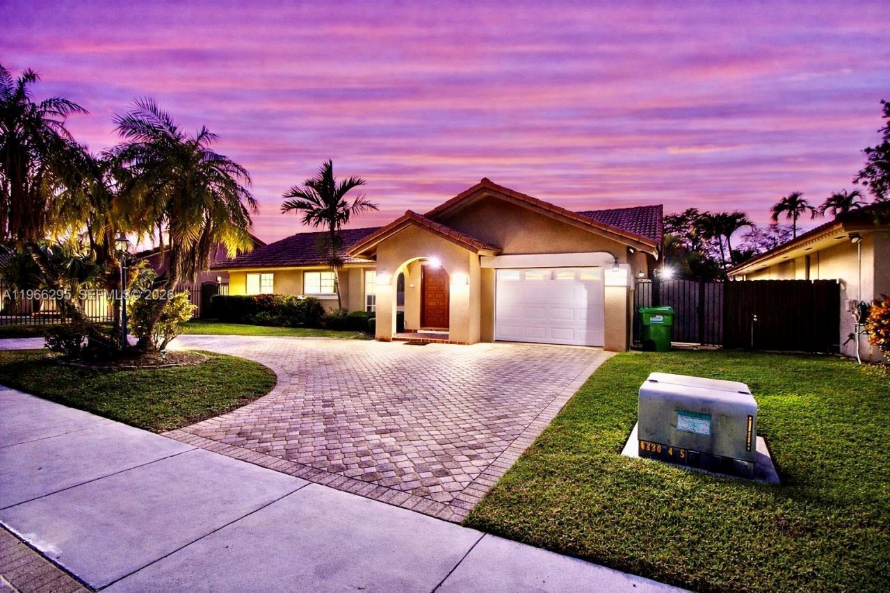 3420 SW 111th Ave, Miami, FL 33165 Photo