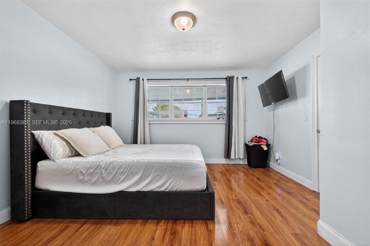 7751 NW 32nd St, Davie, FL 33024 Photo