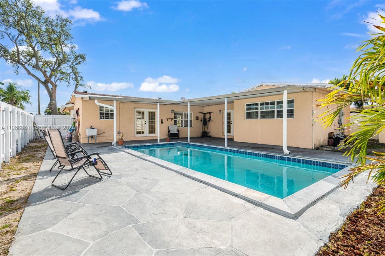 7751 NW 32nd St, Davie, FL 33024 Photo