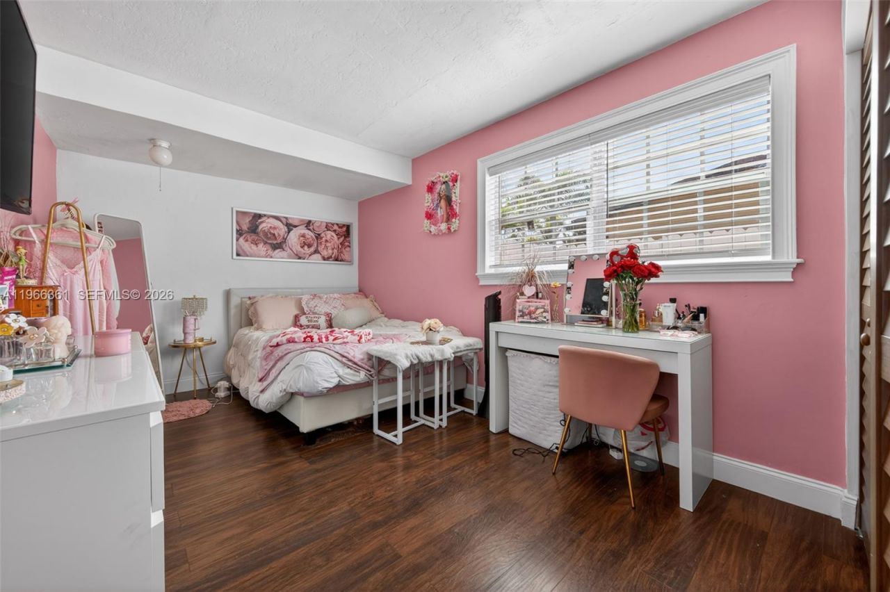 7751 NW 32nd St, Davie, FL 33024 Photo