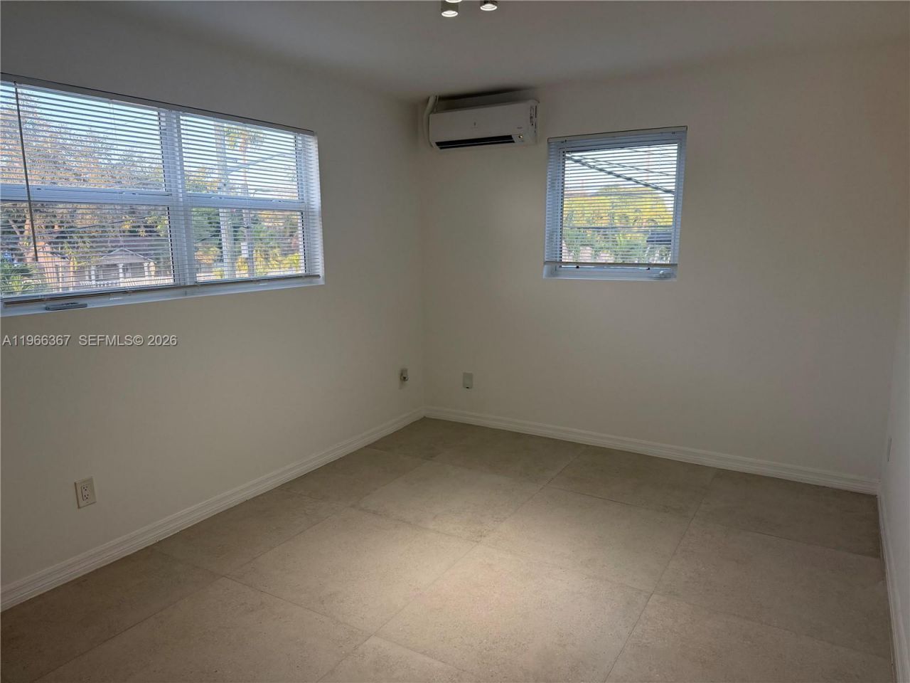 5963 SW 66th Ter, Unit 3, South Miami, FL 33143 Photo