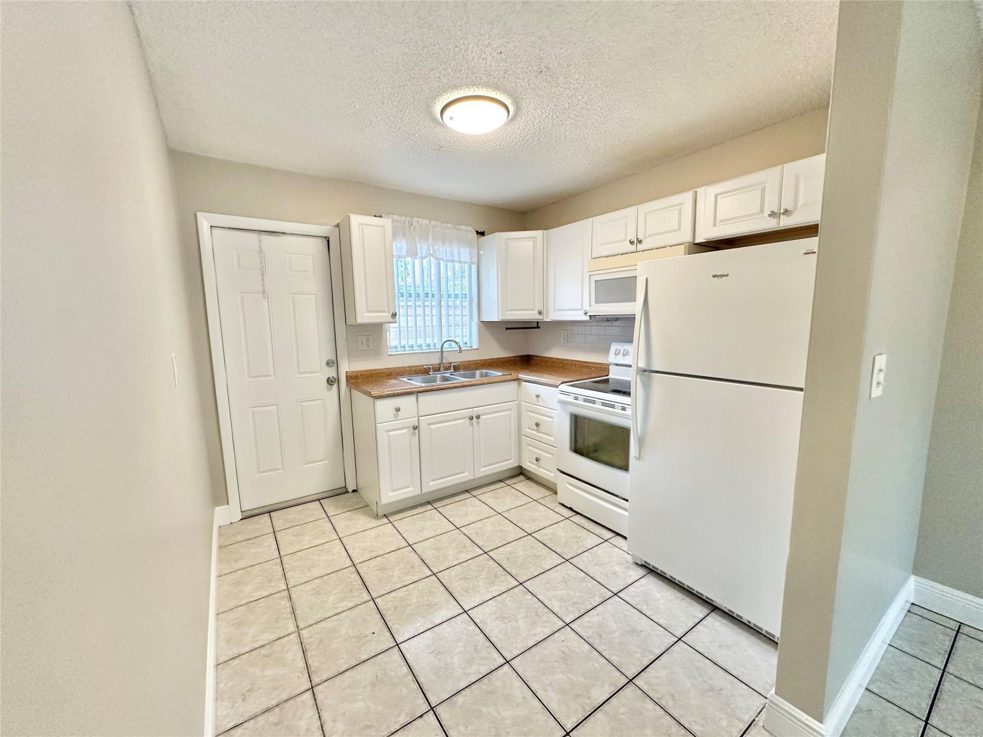 1841 SW 22nd Street, Unit A, Fort Lauderdale, FL 33315 Photo