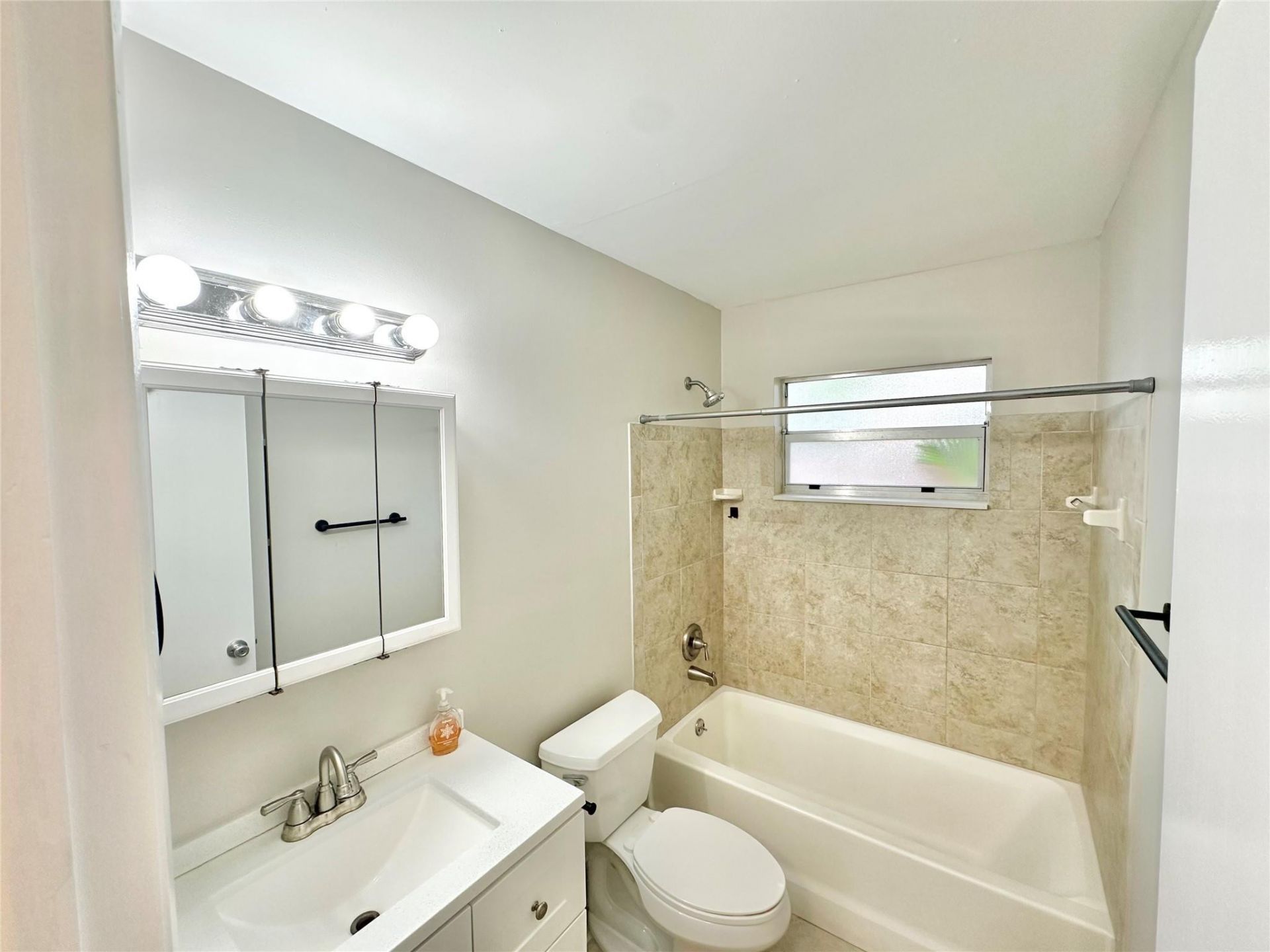 1841 SW 22nd Street, Unit A, Fort Lauderdale, FL 33315 Photo