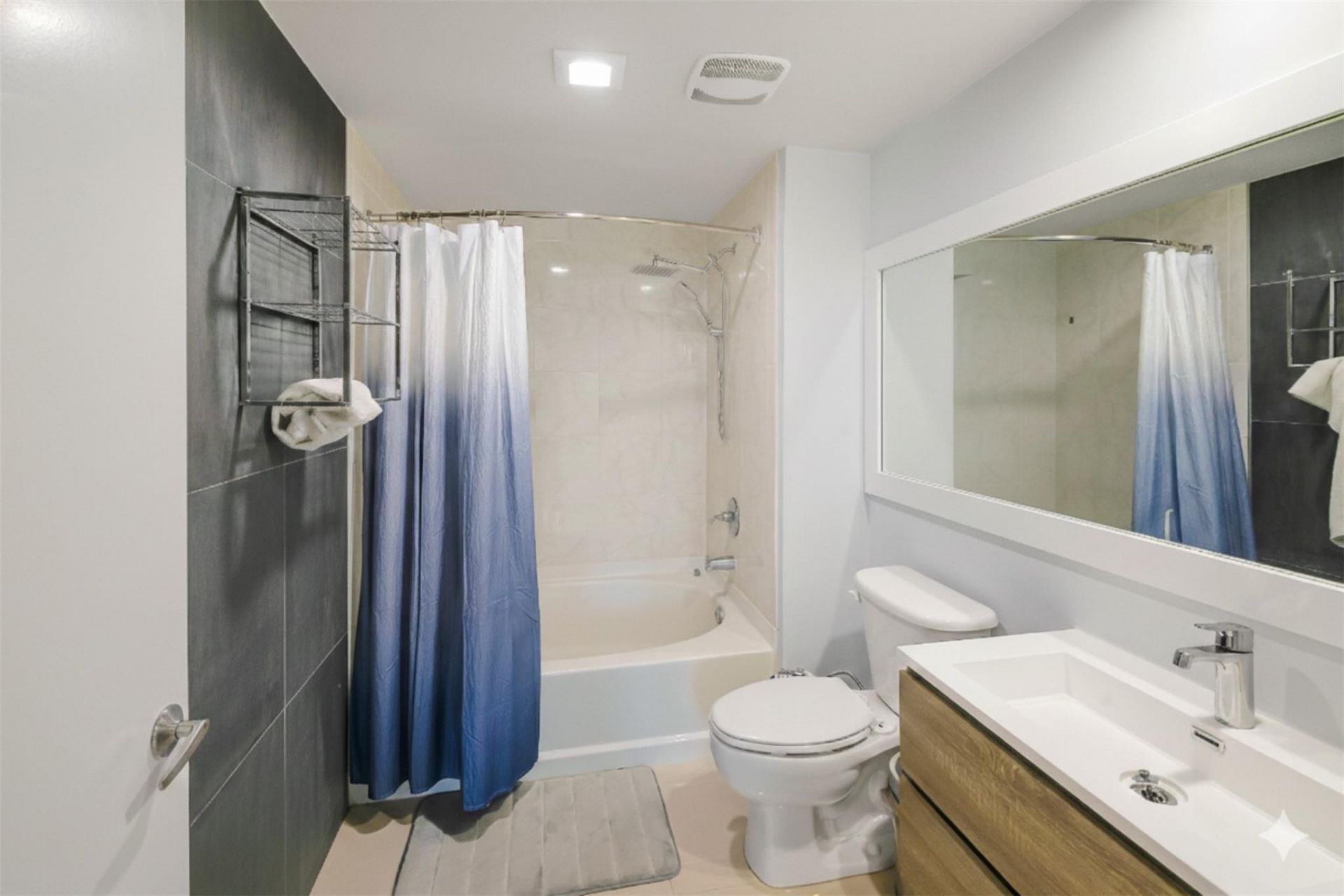 18800 NE 29th Avenue, Unit 704, Aventura, FL 33180 Photo