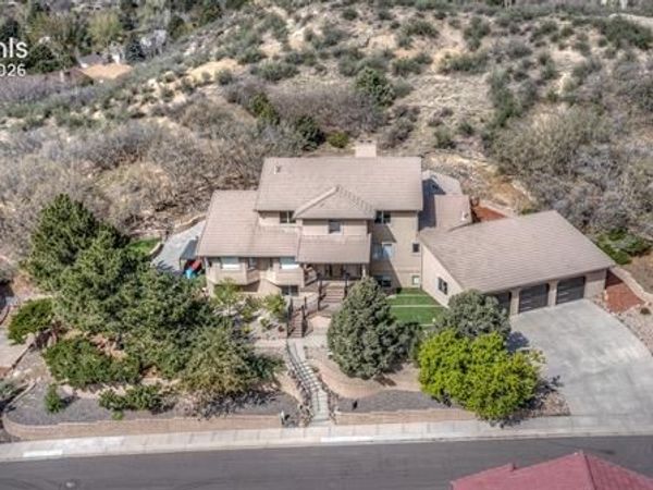 5540 Parapet Court, Colorado Springs, CO 80918