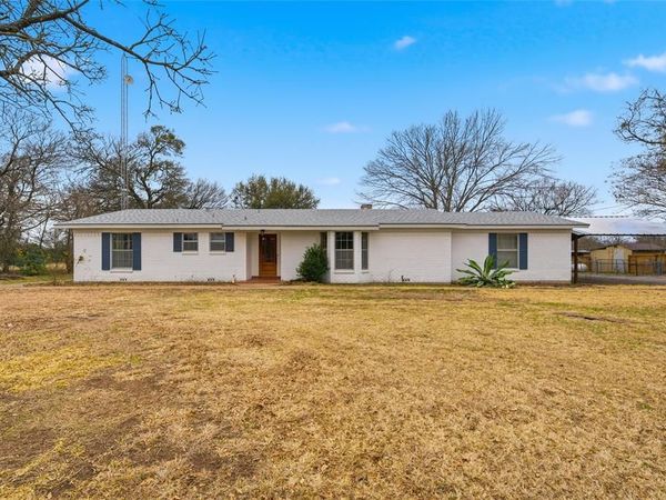 7483 Gholson Road, Waco, TX 76705