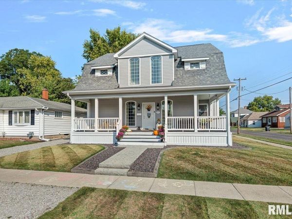 419 E CORWIN Street, Litchfield, IL 62056