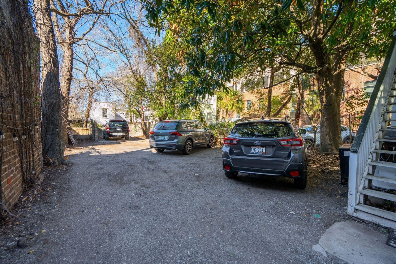 208 Calhoun Street Photo 54