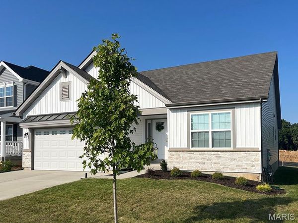 383 Butterfly Garden Lane, Wentzville, MO 63385