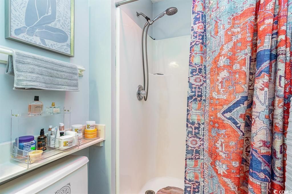 206 60th Ave. N  Photo 9