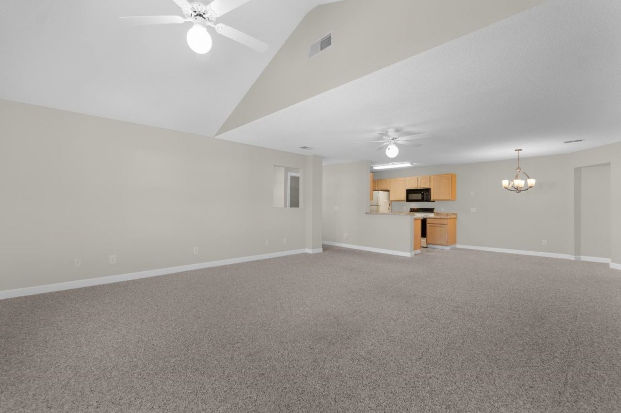 4300 Lotus Ct. Photo 10