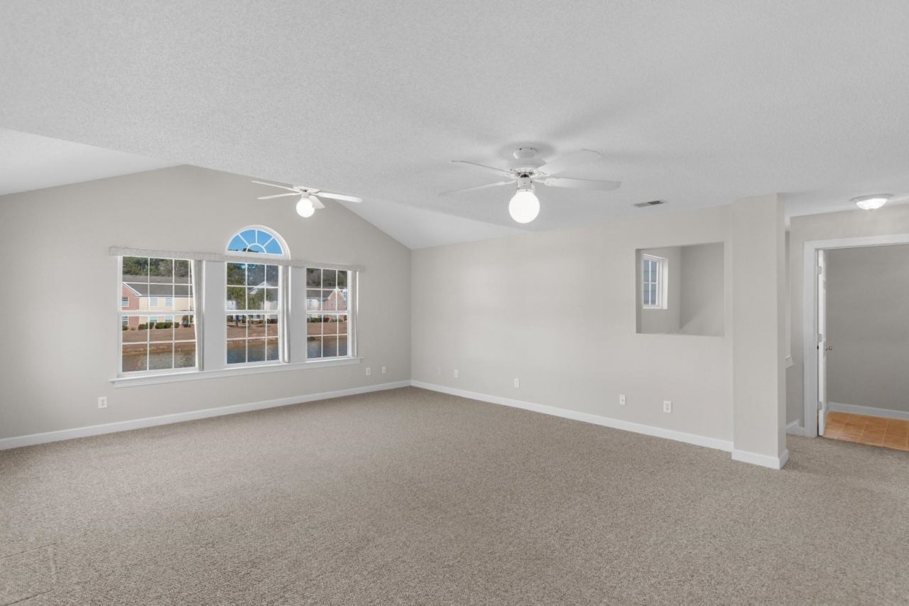 4300 Lotus Ct. Photo 11