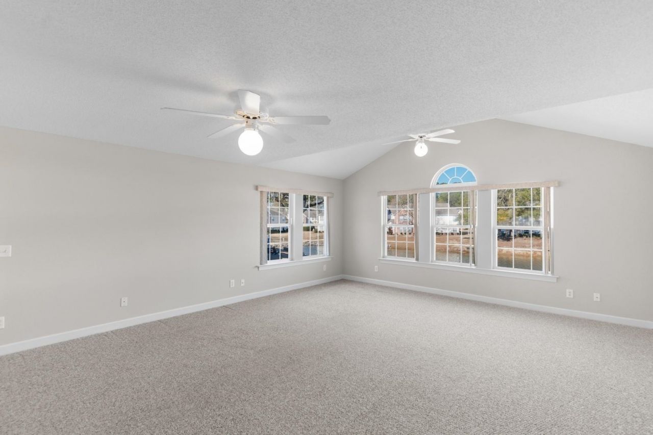 4300 Lotus Ct. Photo 12