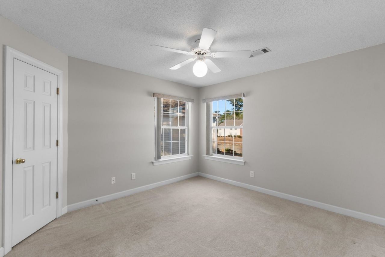 4300 Lotus Ct. Photo 13