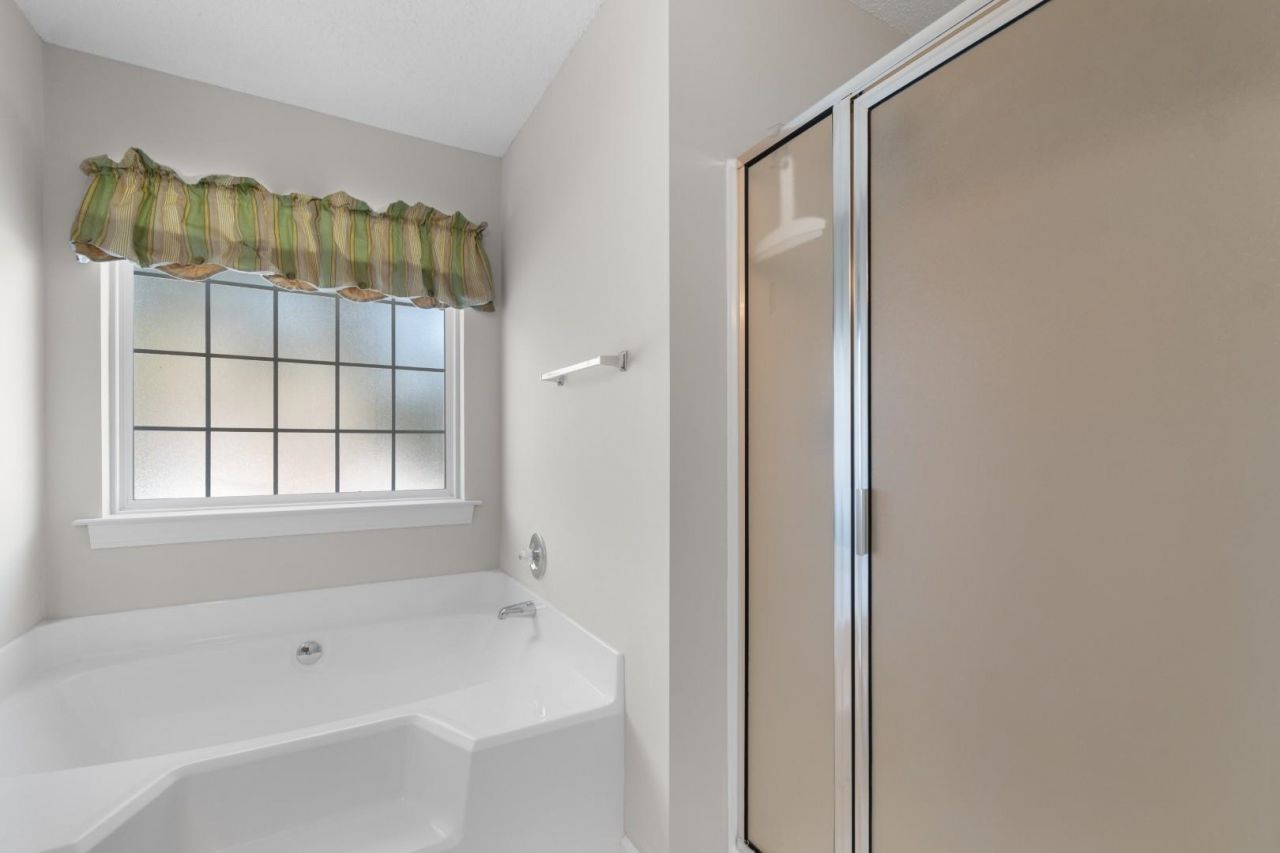 4300 Lotus Ct. Photo 16