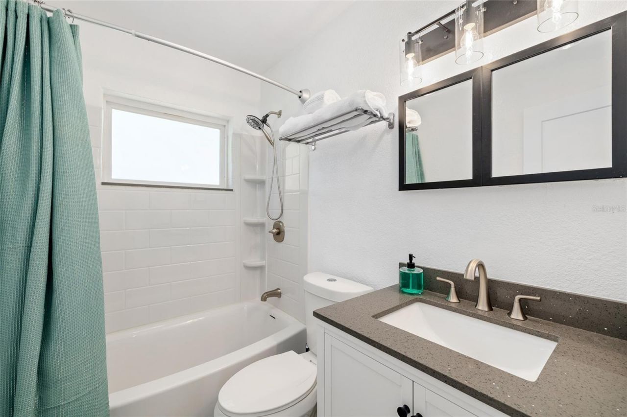 1827 Nevada Avenue Ne, Saint Petersburg, FL 33703 Photo