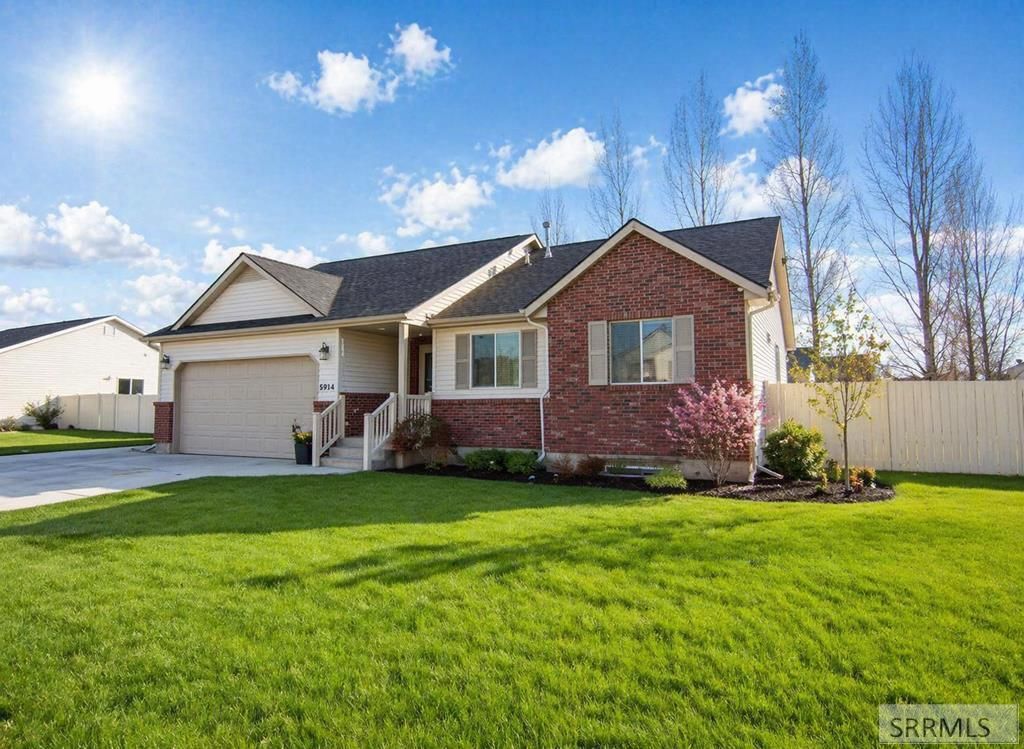 3824 Deer Stream Drive, Idaho Falls, ID 83401 Main Photo