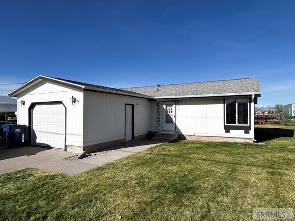 679 E 2nd N, DOWNEY, ID 83234