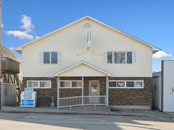 927 Main Street, Holy Cross, IA 52053