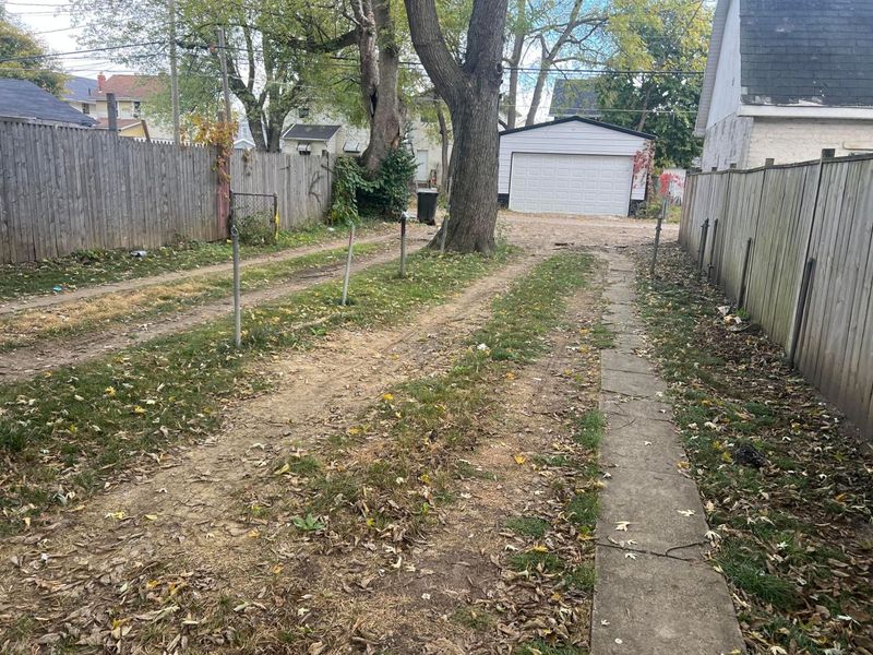 338-340 S Harris Avenue, Columbus, OH 43204 Photo 3