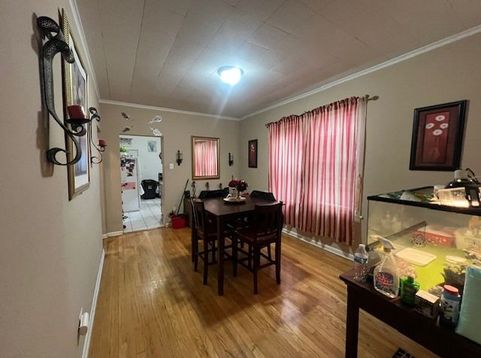 Main Photo