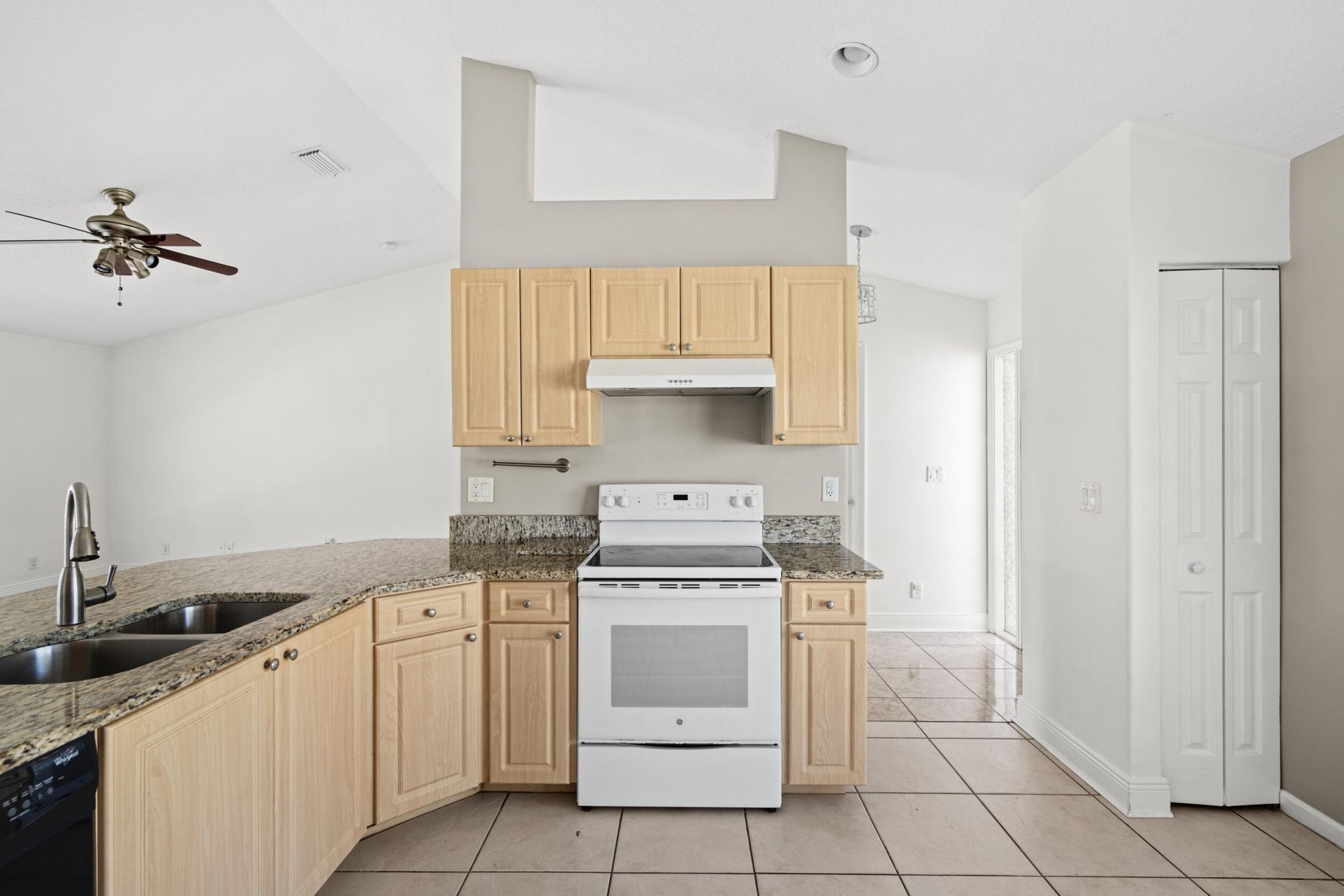 990 SW Versailles Avenue, Port Saint Lucie, FL 34953 Photo