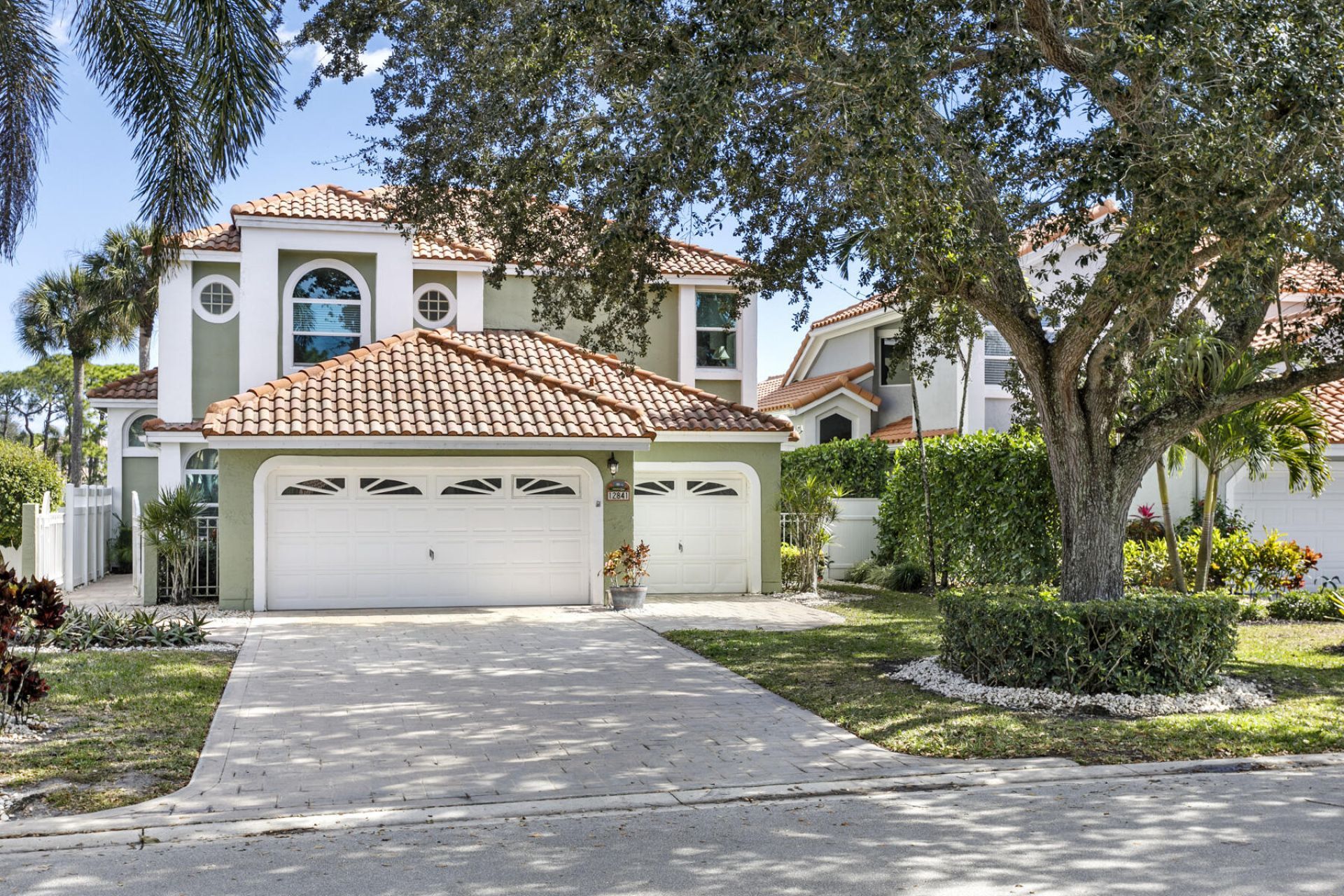 12841 Oak Knoll Drive, Palm Beach Gardens, FL 33418 Photo