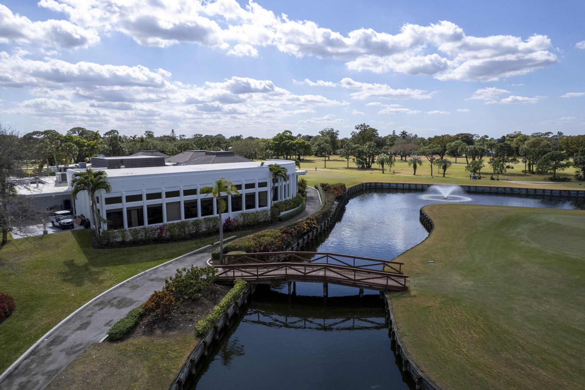 12841 Oak Knoll Drive, Palm Beach Gardens, FL 33418 Photo