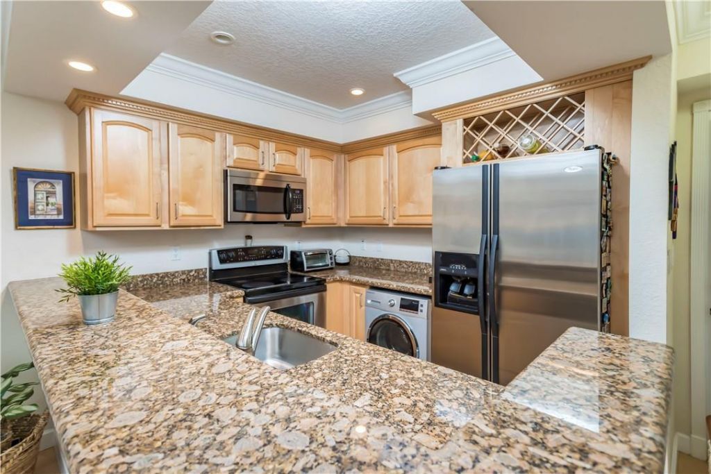 151 NE 16th Avenue, Fort Lauderdale, FL 33301 Photo