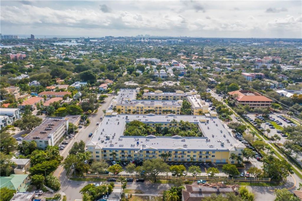 151 NE 16th Avenue, Fort Lauderdale, FL 33301 Photo