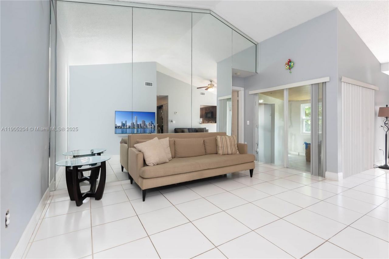 20561 SW 122nd Pl , Miami, FL 33177 Photo