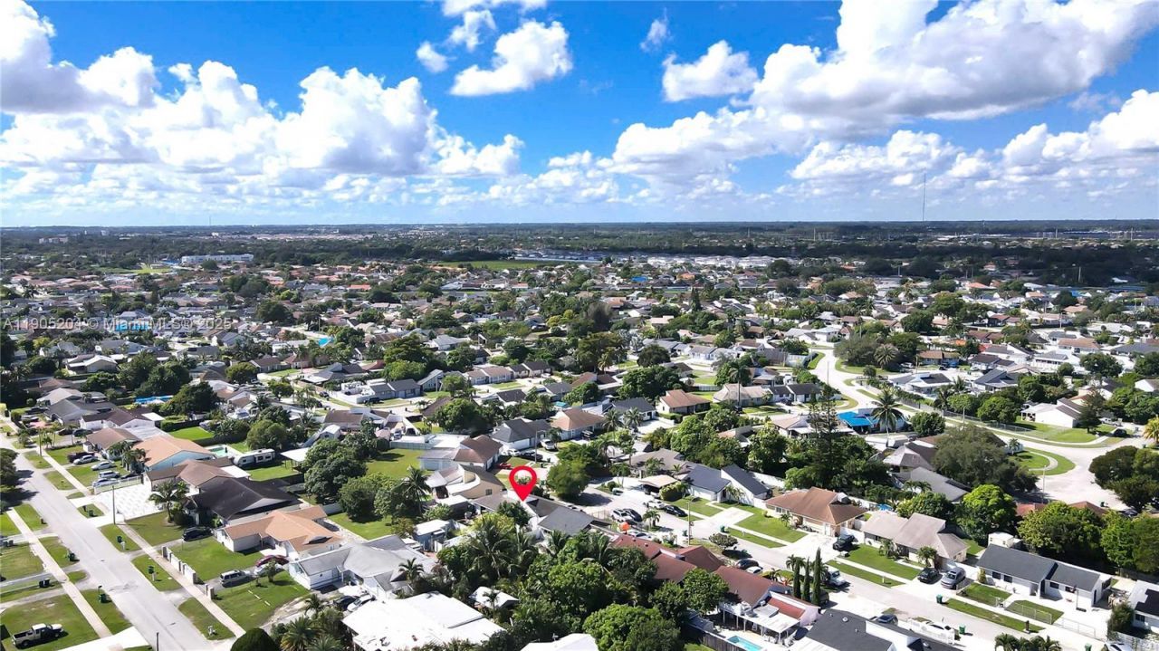 20561 SW 122nd Pl , Miami, FL 33177 Photo