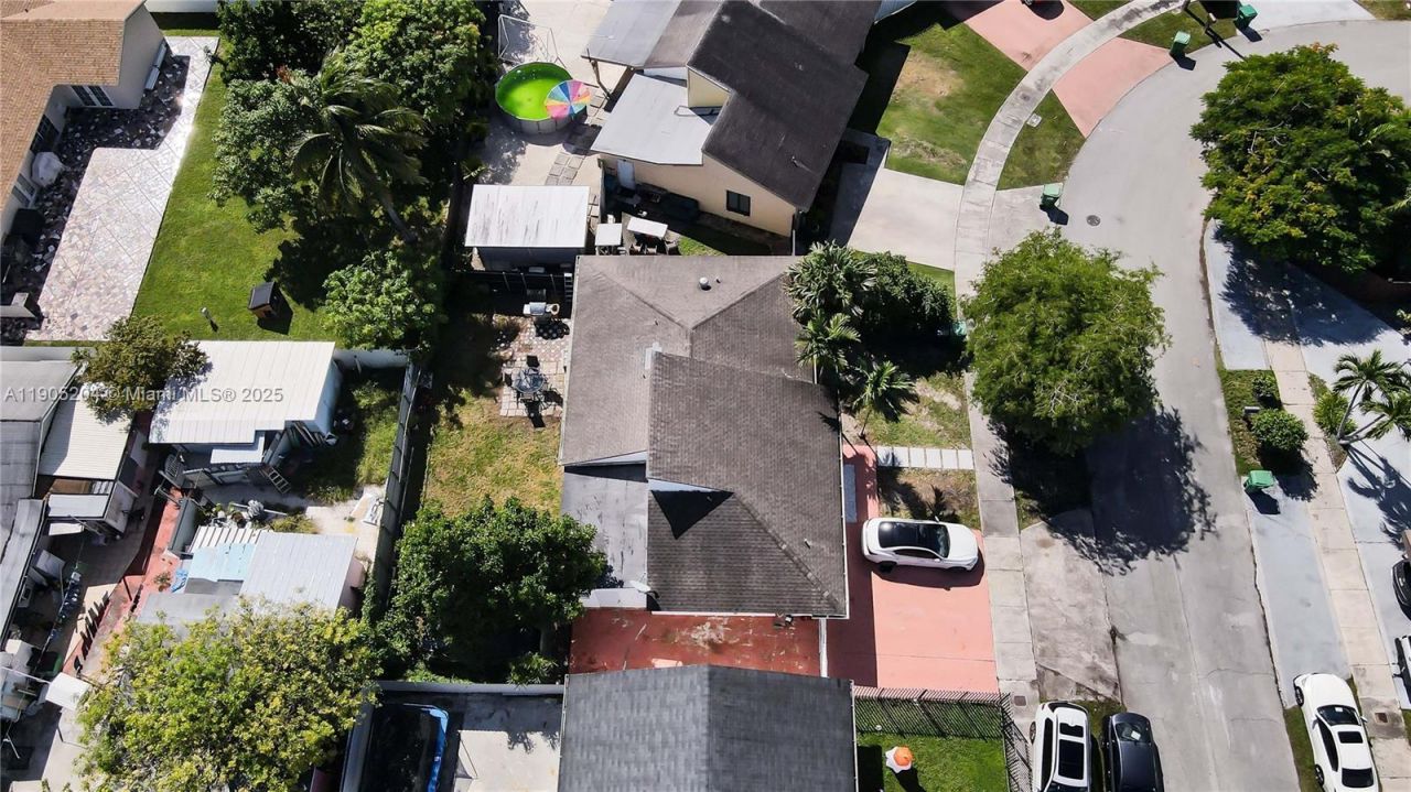 20561 SW 122nd Pl , Miami, FL 33177 Photo