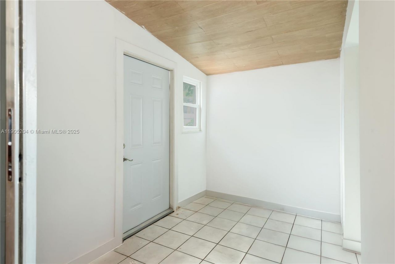 20561 SW 122nd Pl , Miami, FL 33177 Photo