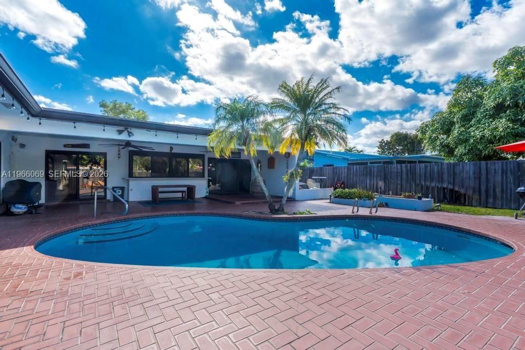 5201 Jefferson St, Hollywood, FL 33021 Photo