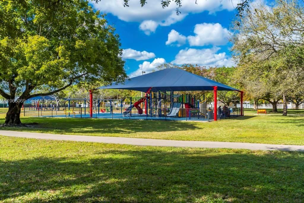 5201 Jefferson St, Hollywood, FL 33021 Photo