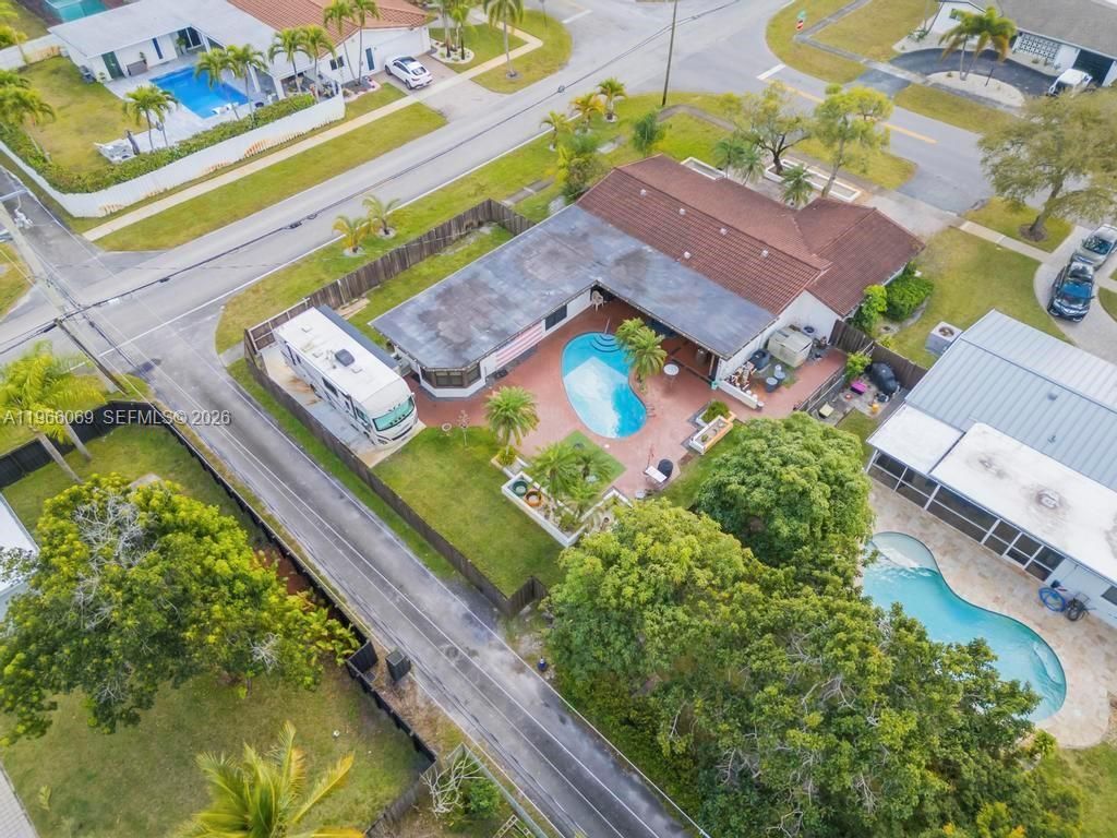 5201 Jefferson St, Hollywood, FL 33021 Photo