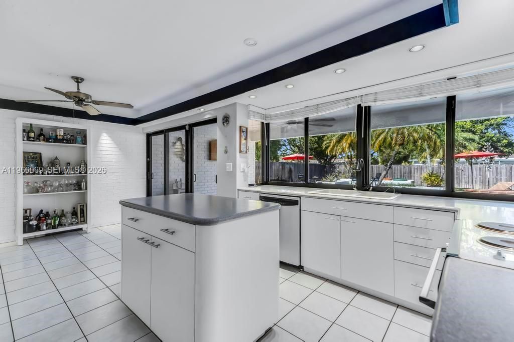 5201 Jefferson St, Hollywood, FL 33021 Photo