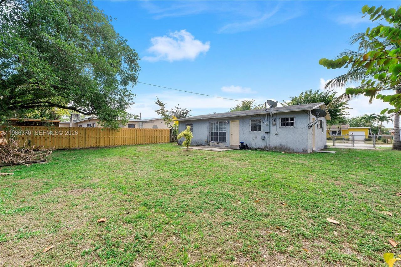 3471 NW 1st Ct, Lauderhill, FL 33311 Photo