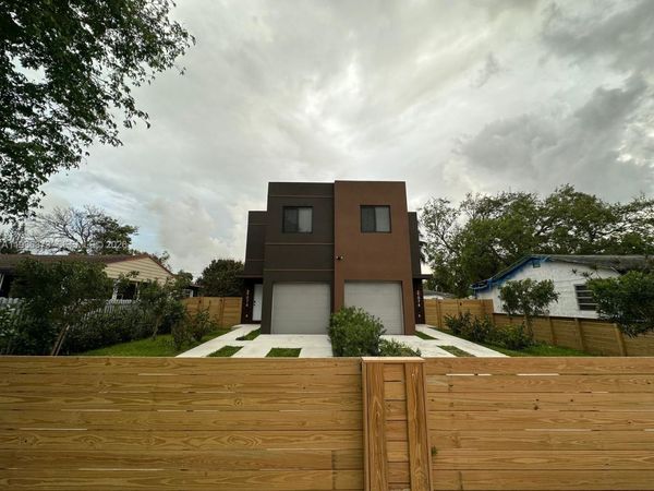 1074 NW 61st St, Unit A, Miami, FL 33127