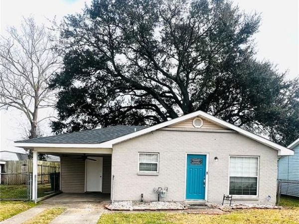 217 HELIS Drive, Westwego, LA 70094
