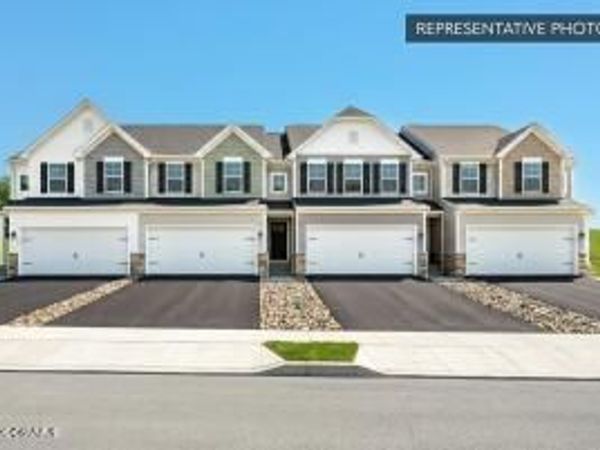 14-103 #28 JULIAN Drive, Bloomsburg, PA 17815
