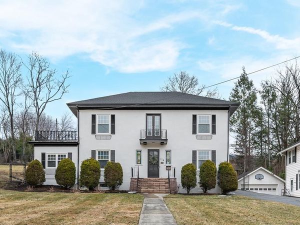 116 Oakhurst, Bluefield, WV 24701