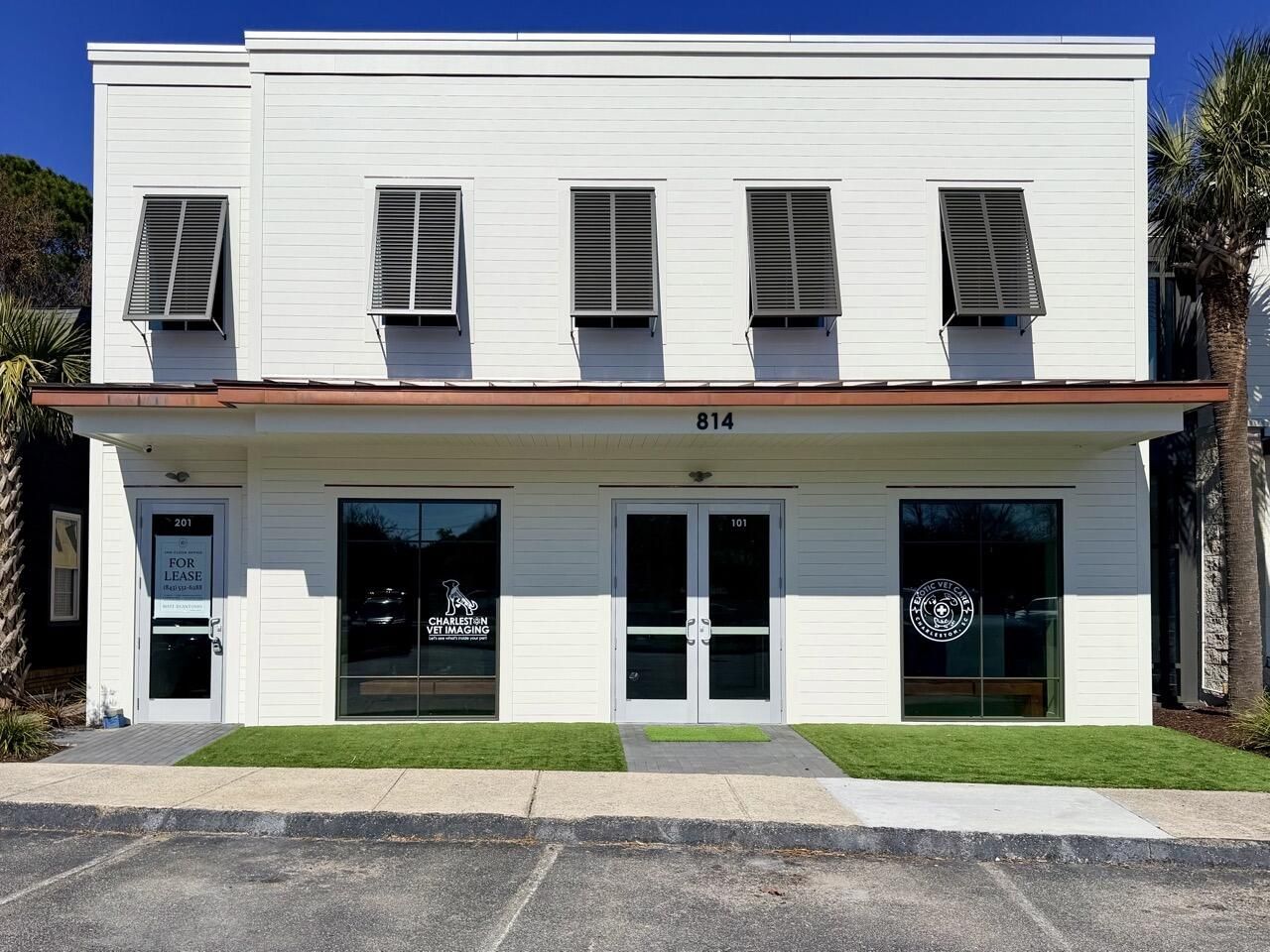 814 Johnnie Dodds Boulevard Photo 35