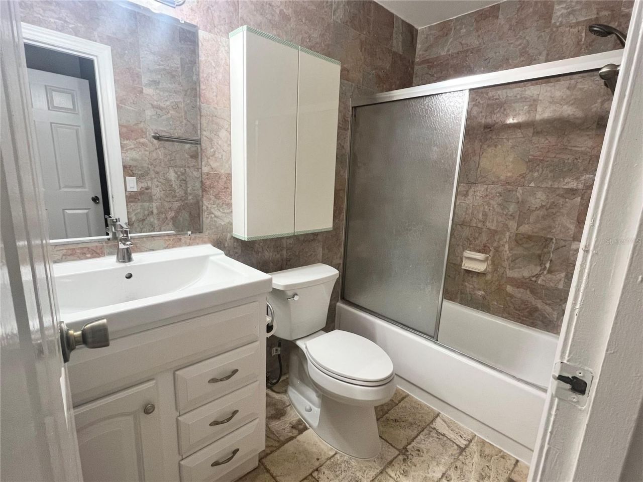 2701 Hidden Lake Drive N, Unit F, Sarasota, FL 34237 Photo