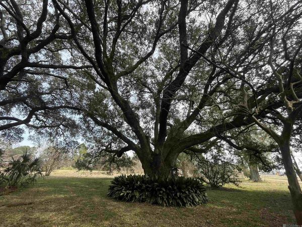 3912 Addis Ln, Addis, LA 70710