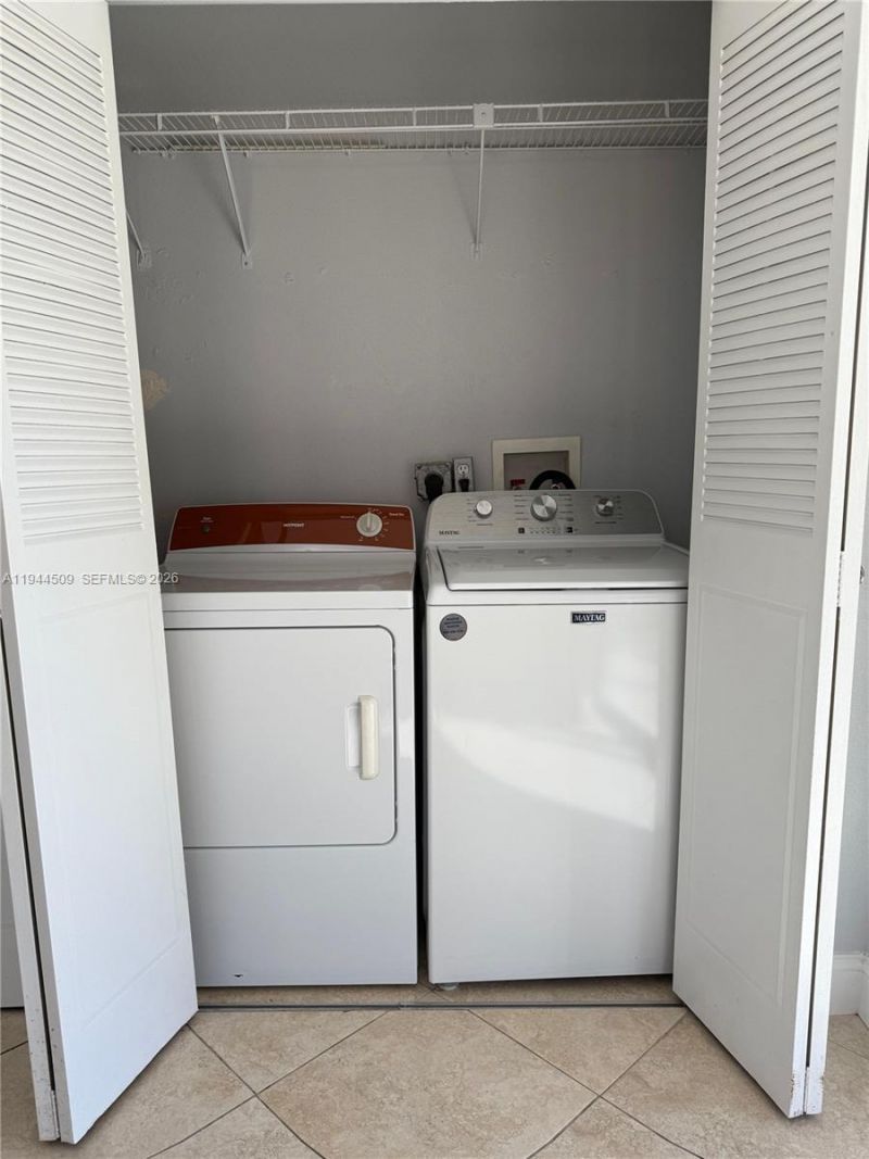 566 Saxony L, Unit 566, Delray Beach, FL 33446 Photo