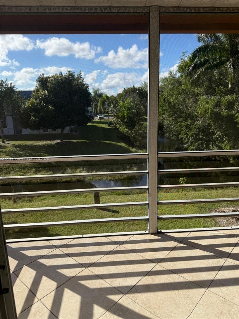566 Saxony L, Unit 566, Delray Beach, FL 33446 Photo