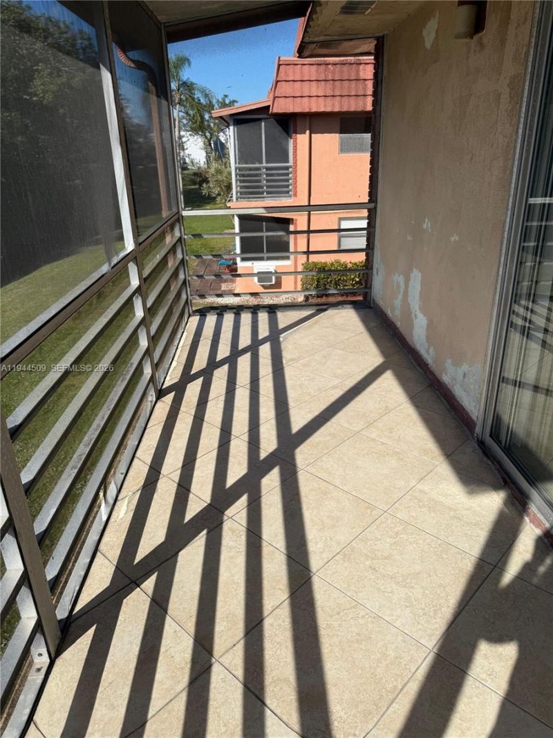566 Saxony L, Unit 566, Delray Beach, FL 33446 Photo