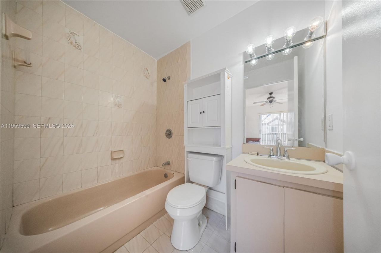 6110 SW 129th Pl, Unit 1703, Miami, FL 33183 Photo